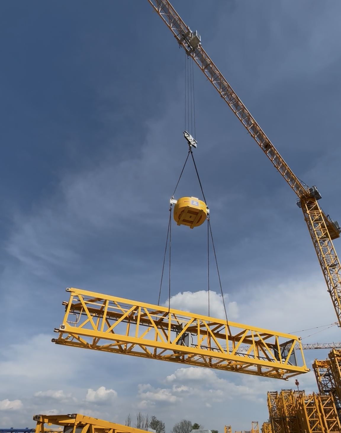 HALO2000SP lifting crane boom section